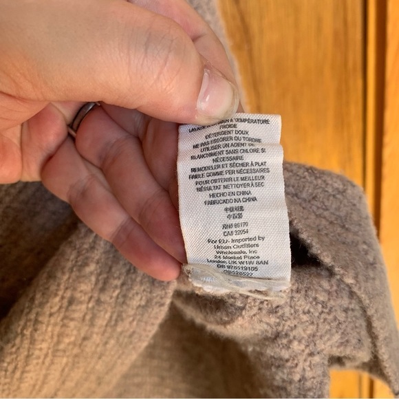 Free People Women’s Light Pink Wool Blend Oversized Pullover Sweater small - Picture 6 of 10